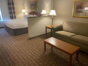 Days Inn & Suites by Wyndham la Crosse/Onalaska