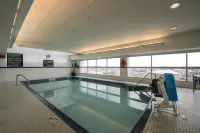 Hampton Inn & Suites Boston Crosstown Center - Pools
