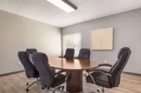 Quality Inn & Suites Cvg Airport Hotels in Erlanger