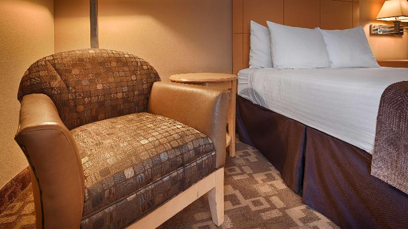 SureStay Plus Hotel by Best Western Roanoke Rapids I-95