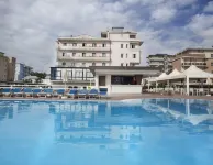 Hotel Tokio Village - Azzurro Club - pantai