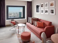 هوليداي إن دبي فستيفال سيتي Hotels near العوير