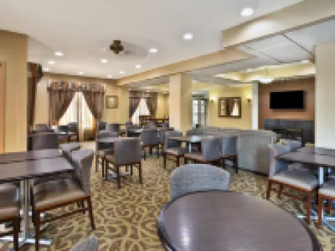Holiday Inn Express & Suites HARRINGTON by IHG Hotels in Kent County