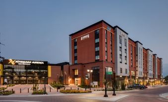 Staybridge Suites Iowa City - Coralville