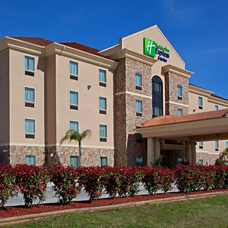 Holiday Inn Express & Suites TEXAS CITY by IHG