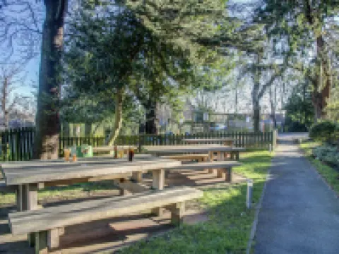 โรงแรม Holiday Inn Express Edinburgh City West บาย IHG โรงแรมในเอดินบะระ