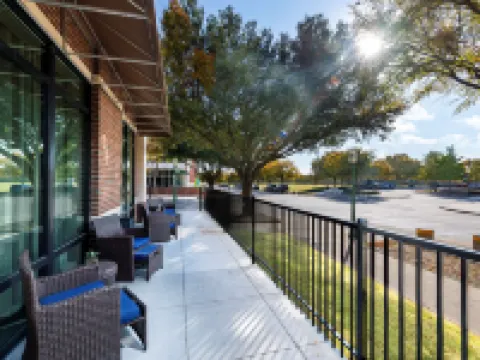 Hampton Inn & Suites by Hilton Keller Town Center Hotels in Keller