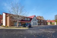 Quality Inn Falconer - Jamestown Hotels in Jamestown