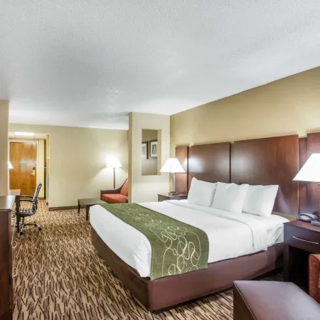 Comfort Suites
