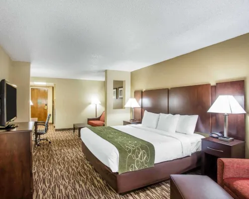 Comfort Suites