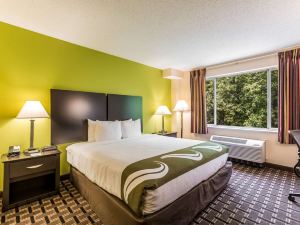 Quality Inn Huntersville Near Lake Norman