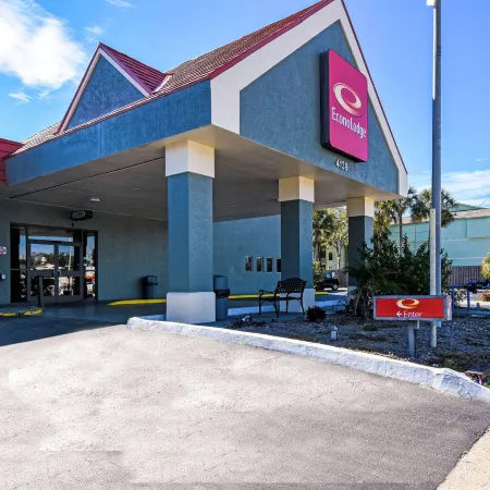 Econo Lodge Busch Gardens Отели рядом с достопримечательностью «Парк аттракционов Busch Gardens»