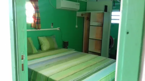Individual Guest Room Rentals with Private Bathroom - 2-Star