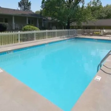 Rodeway Inn and Suites on the River