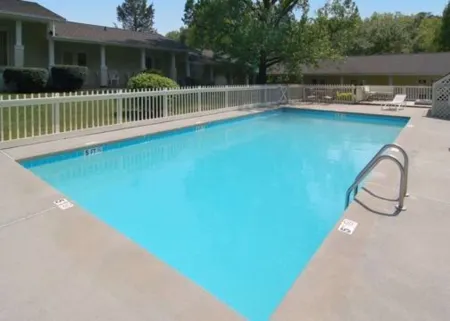 Rodeway Inn and Suites on the River Отели рядом с достопримечательностью «Cherokee NC»