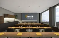 b'mine Frankfurt Airport, WorldHotels Crafted - 4 stelle