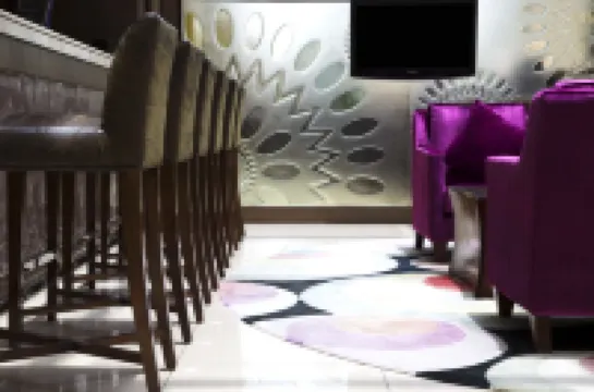 Traders Hotel，Qaryat AI Beri, Abu Dhabi