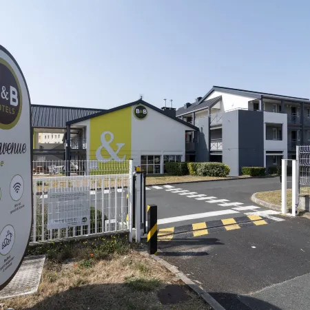B&B Hotel Chateauroux Aéroport