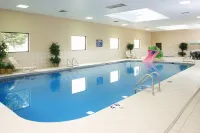 AmericInn by Wyndham Watertown - Pools