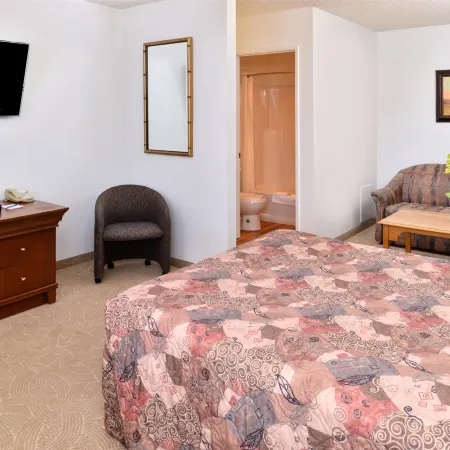 Canadas Best Value Inn Whitecourt