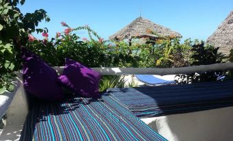 Villa - Right on the Beach, under the Coconut Trees, Sleeps 10, Pool, Chef