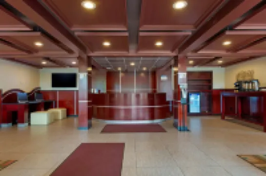 Best Western Plus Poconos Hotel