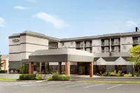 Radisson Akron-Fairlawn Copley Hotels in 