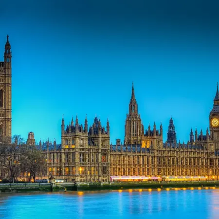 Travelodge London Vauxhall Отели рядом с достопримечательностью «Вестминстер»