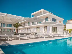 Laguna Resort by Diomedes Group