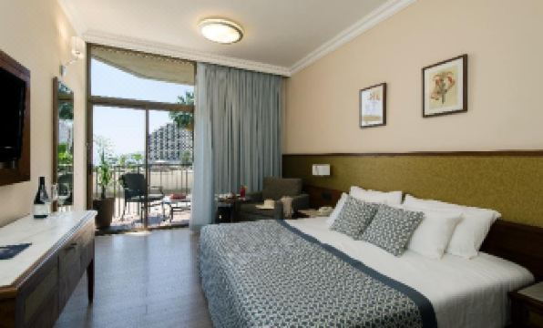 Caesar Premier Tiberias Hotel - Housity