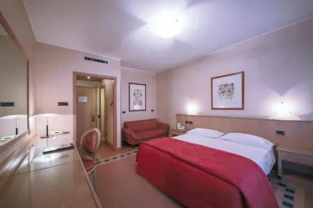 Monica Hotel Fiera