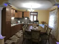 Guest House Adriatiku Hotels in Razëm