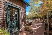 The Outlook Lodge Hotels in Teller County