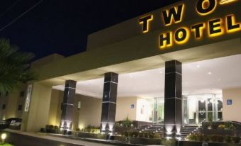 Hotel Two Select