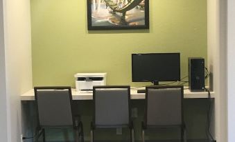 Woodspring Suites Orlando International Drive