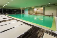 The Pearl Troia - Pools