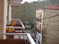40 Platania Hotel