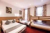 OYO London Guest House Hotels in Ealing