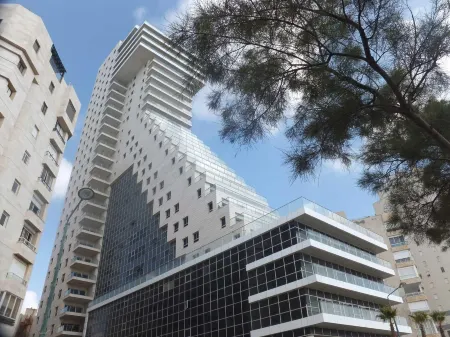 Medi Terre Boutique Hotel - by Saida Hotels Отели рядом с достопримечательностью «Netanya»