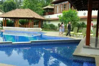 Springdale Heritage Resort Hotel di Periyar