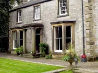 The Old Vicarage B&B Hotels in Buxton