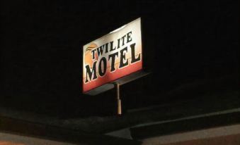 Twilite Motel & RV Park