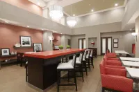 Hampton Inn & Suites by Hilton Toronto - Markham, Ontario فنادق في ماركهام