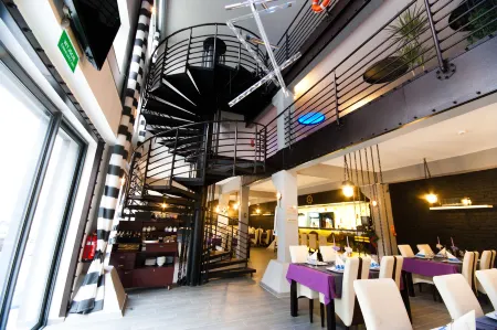 Hotel Malinowski Business