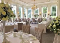 Rushton Hall Hotel and Spa - bar