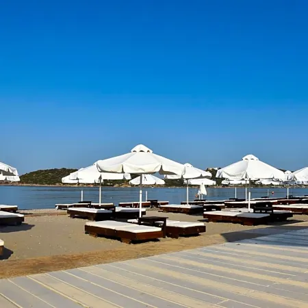 Plaza Resort