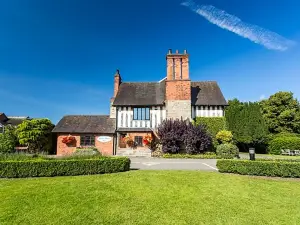 The Moat House