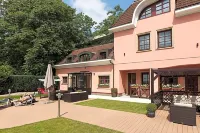 霍夫邁斯特水療飯店 城堡區住宿飯店