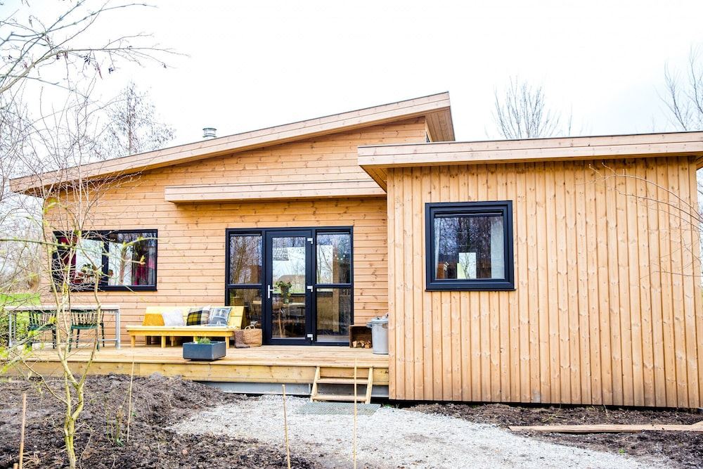 Waterlodge Ljurk In Nes - Friesland
