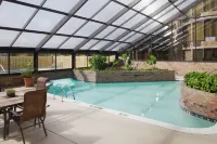 DoubleTree by Hilton Hotel Johnson City - Pools